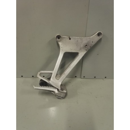 Support repose pied arrière droit Honda 750 VFR