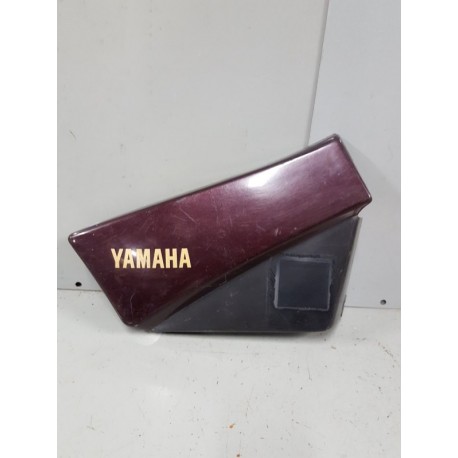 Cache latéral droit Yamaha 125 SR 