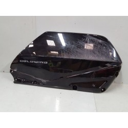 P1070626-couvercle valise droite Honda 1800 Goldwing 2018-Honda 1800 Goldwing 2018 -okazmoto.fr