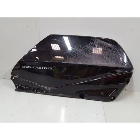 P1070626-couvercle valise droite Honda 1800 Goldwing 2018-Honda 1800 Goldwing 2018 -okazmoto.fr