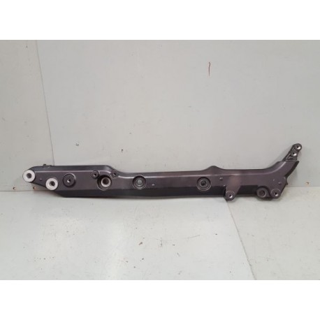 P1071004-Chassis inférieur droit Honda 1800 Goldwing 2020-Honda 1800 Goldwing 2018 -okazmoto.fr