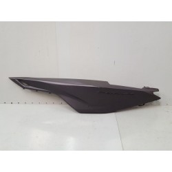 P1058676-flanc arrière gauche Honda 125 Forza 2021-Honda Forza 125 / 350 2021 - 2024-okazmoto.fr