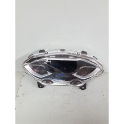 P1074730-Compteur vitesse Honda PCX 125 2023-compteur tableau de bord-okazmoto.fr