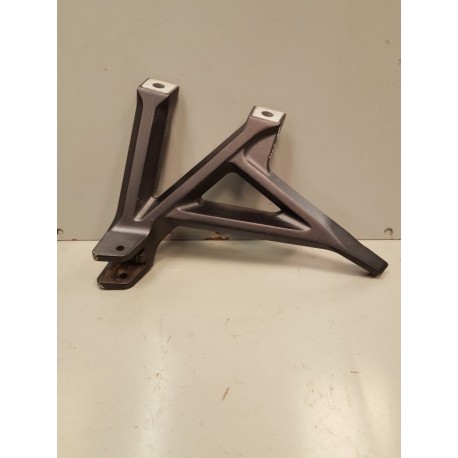 P1085032-Support repose pied arrière gauche Honda 1100 Africa Twin 2024-Honda 1000 et 1100 Africa Twin -okazmoto.fr