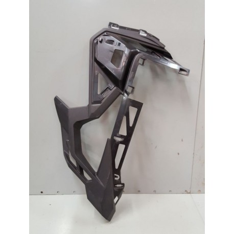 P1085650-flanc droit Honda 1100 africa twin 2022-Honda 1000 et 1100 Africa Twin -okazmoto.fr