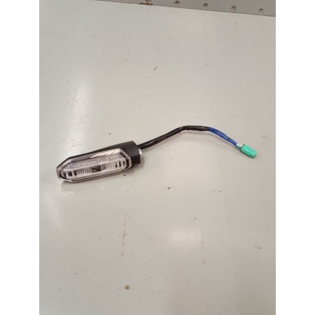 P1085934-Clignotant avant droit Honda CB 125 R 2020-clignotants-okazmoto.fr