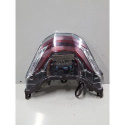 P1081976-Feu arrière Honda PCX 125 2023-feu arrière-okazmoto.fr