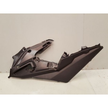 P1087852-Carénage arrière droit Honda ADV 350 2022-Honda X-ADV-okazmoto.fr