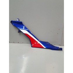 P1085789-Carénage réservoir gauche Honda CBR 1000 RR 2022-coque arrière-okazmoto.fr