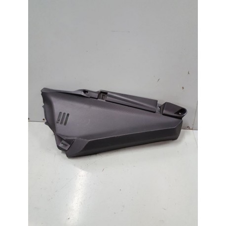 P1089022-Cache flanc gauche Honda Forza 125 2023-Honda Forza 125 / 350 2021 - 2024-okazmoto.fr