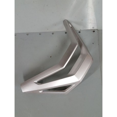 P1052357-Grille flanc gauche Honda X-ADV 2019-Honda X-ADV-okazmoto.fr