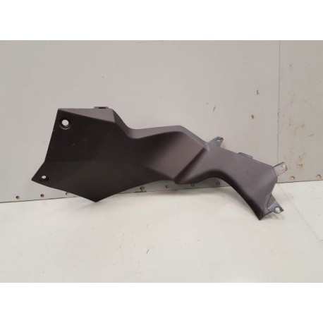 P1084912-Carénage intérieur flanc droit Honda Forza 750 2021-Honda Forza 750 2021 - 2024-okazmoto.fr
