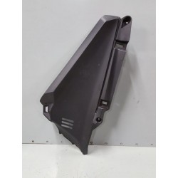 P1089617-Cache flanc droit Honda Forza 125 2023 -Honda Forza 125 / 350 2021 - 2024-okazmoto.fr