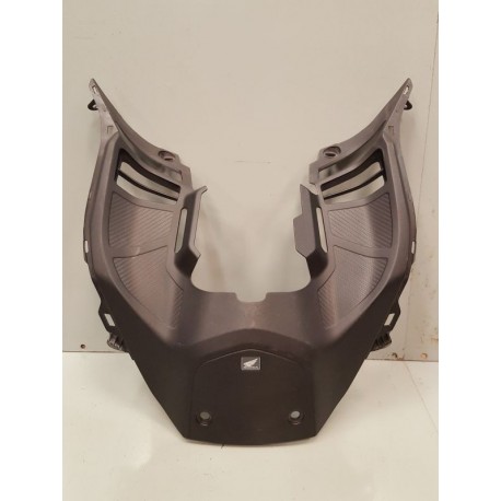 P1084503-carénage intérieur avant Honda 750 Hornet 2023-tête de fourche-okazmoto.fr