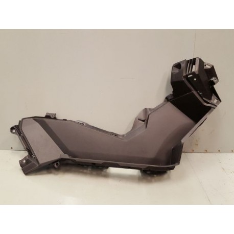 P1084978-Marche pied droit Honda ADV 350 2024-Honda X-ADV-okazmoto.fr