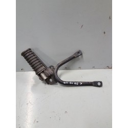 P1090685-Support repose pied arrière droit Yamaha DT 50 R 1999-support repose pied-okazmoto.fr