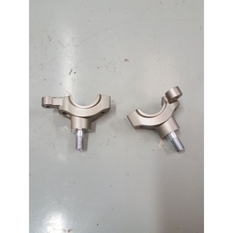 P1091782-Pontets guidon Yamaha MT09-MT09 Tracer-okazmoto.fr