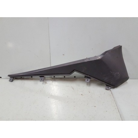 P1045781-sabot droit Honda Forza 125 2018 et après-Honda Forza 125 / 300 2018 - 2020-okazmoto.fr