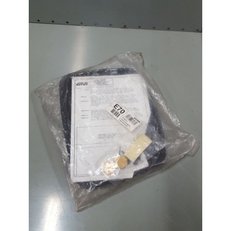 P1081916-Porte bagage E 70 pour top case Givi-top case valise-okazmoto.fr