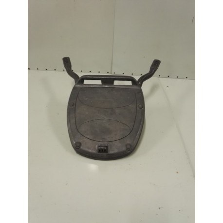support top case GIVI Yamaha Xmax 125 2009